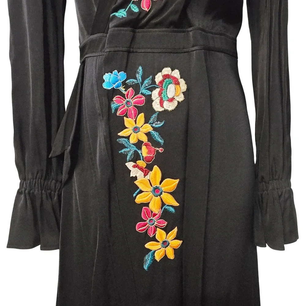 NWT Etro Milano Black Floral Embroidered Wrap Dress Made in Italy Size 44/ US 8 - Picture 5 of 12